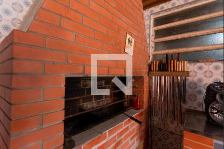 Casa à venda com 280m², 4 quartos e 8 vagasGaragem - Churrasqueira