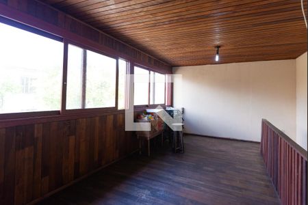 Casa à venda com 280m², 4 quartos e 8 vagasSalão de Festas