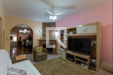 Sala 1 de casa à venda com 4 quartos, 280m² em Medianeira, Porto Alegre