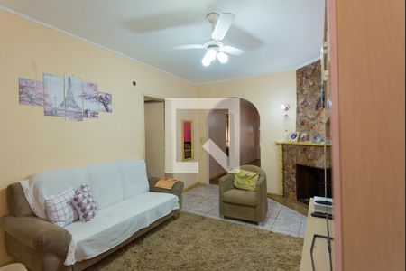 Sala 1 de casa à venda com 4 quartos, 280m² em Medianeira, Porto Alegre