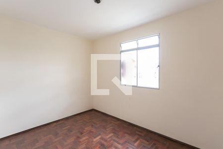 Quarto 1 de apartamento para alugar com 2 quartos, 58m² em Sagrada Família, Belo Horizonte