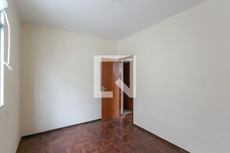 Quarto 2 de apartamento para alugar com 2 quartos, 58m² em Sagrada Família, Belo Horizonte