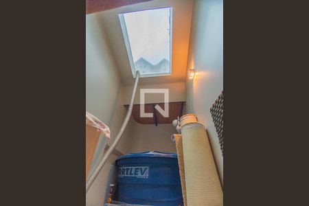 Casa à venda com 278m², 4 quartos e 5 vagasCaixa D'água