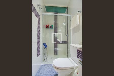 Casa à venda com 278m², 4 quartos e 5 vagasBanheiro do Quarto 2