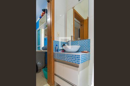 Casa à venda com 278m², 4 quartos e 5 vagasBanheiro do Quarto 1