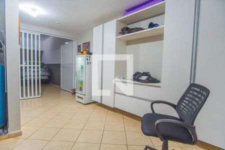 Casa à venda com 278m², 4 quartos e 5 vagasLavanderia