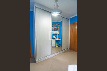 Casa à venda com 278m², 4 quartos e 5 vagasQuarto 2
