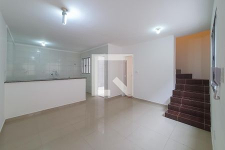 Casa de Condomínio para alugar com 2 quartos, 70m² em Vila Monumento, São Paulo