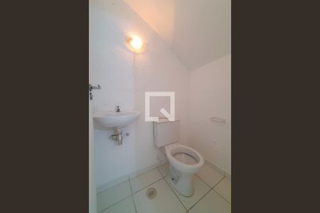 Lavabo Sala de casa de condomínio para alugar com 2 quartos, 70m² em Vila Monumento, São Paulo