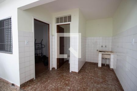Casa para alugar com 150m², 2 quartos e 2 vagas Casa para alugar com 150m², 2 quartos e 2 vagasLavanderia