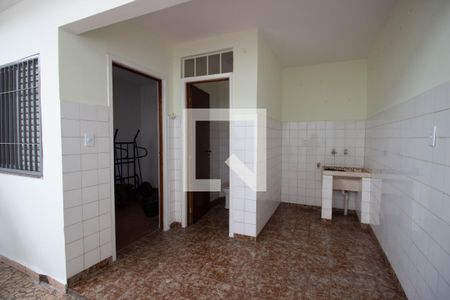 Casa para alugar com 150m², 2 quartos e 2 vagas Casa para alugar com 150m², 2 quartos e 2 vagasLavanderia