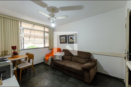 Sala de apartamento à venda com 2 quartos, 75m² em Icaraí, Niterói