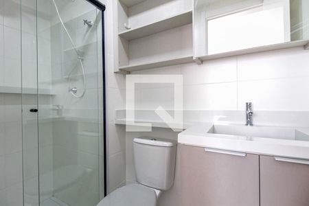 Banheiro de apartamento à venda com 1 quarto, 28m² em Jardim Caravelas, São Paulo