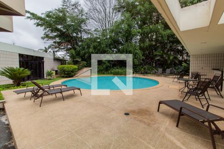 Apartamento à venda com 37m², 1 quarto e 1 vagaÁrea comum - Piscina