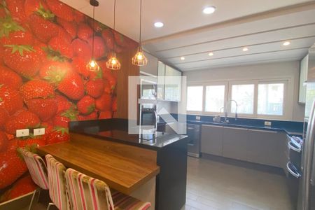 Casa de condomínio à venda com 450m², 4 quartos e 4 vagasCozinha