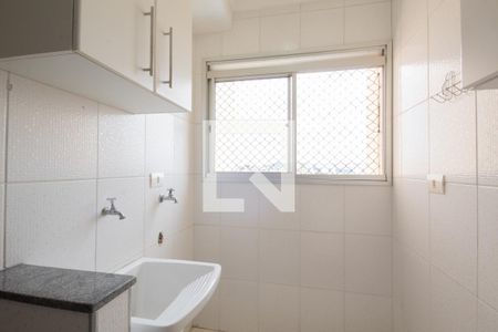 Área de Serviço de apartamento para alugar com 2 quartos, 53m² em Pestana, Osasco