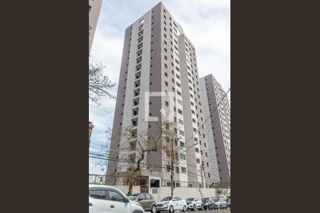 Apartamento à venda com 67m², 2 quartos e 1 vaga Apartamento à venda com 67m², 2 quartos e 1 vagaFachada e portaria