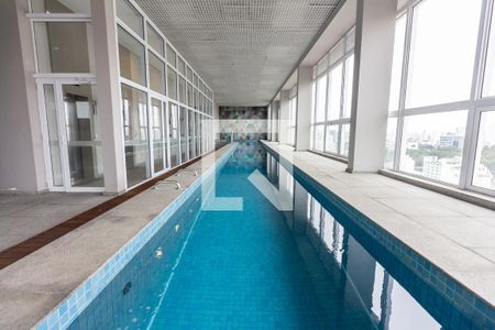 Piscina Coberta de kitnet/studio para alugar com 1 quarto, 32m² em Perdizes, São Paulo