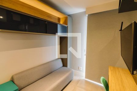 Sala de kitnet/studio para alugar com 1 quarto, 32m² em Perdizes, São Paulo
