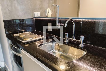 Studio para alugar com 32m², 1 quarto e 1 vaga Studio para alugar com 32m², 1 quarto e 1 vagaCozinha Pia