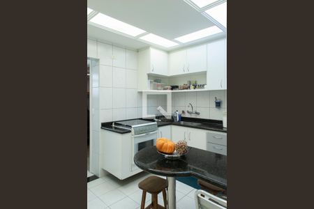 Apartamento para alugar com 110m², 3 quartos e 2 vagas Apartamento para alugar com 110m², 3 quartos e 2 vagasCozinha