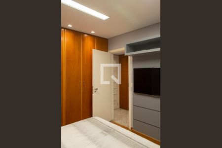 Apartamento para alugar com 110m², 3 quartos e 2 vagas Apartamento para alugar com 110m², 3 quartos e 2 vagasQuarto 1