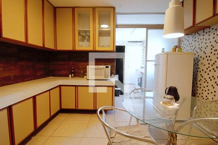 Apartamento à venda com 80m², 3 quartos e 1 vagaCopa