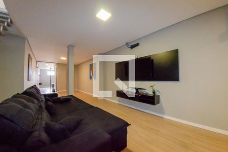 Sala de casa para alugar com 4 quartos, 300m² em Rio Tavares Central, Florianópolis