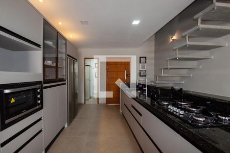 Casa para alugar com 300m², 4 quartos e 2 vagasCozinha