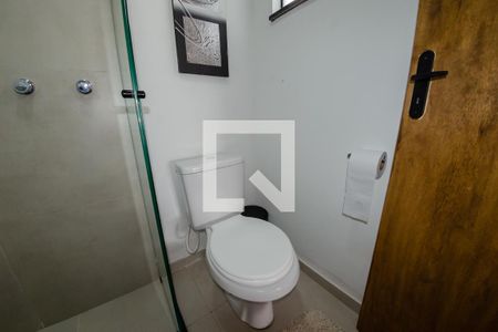 Casa para alugar com 300m², 4 quartos e 2 vagas Casa para alugar com 300m², 4 quartos e 2 vagasBanheiro social