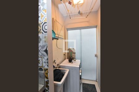 Apartamento para alugar com 67m², 2 quartos e 1 vagaÁrea de Serviço