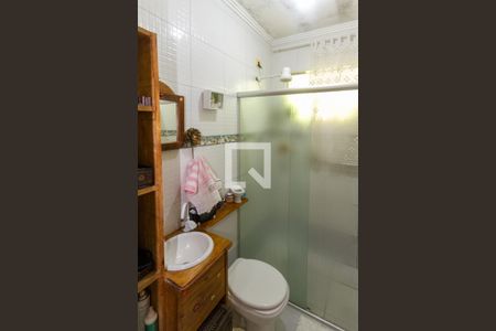 Casa à venda com 140m², 2 quartos e 1 vagaBanheiro Social