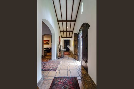 Casa à venda com 320m², 4 quartos e 5 vagas Casa à venda com 320m², 4 quartos e 5 vagasHall de entrada