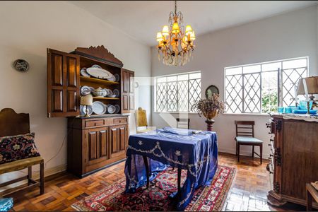 Sala de casa à venda com 4 quartos, 320m² em Vila Madalena, São Paulo