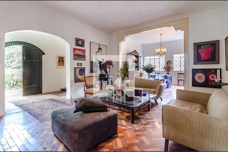 Sala de casa à venda com 4 quartos, 320m² em Vila Madalena, São Paulo