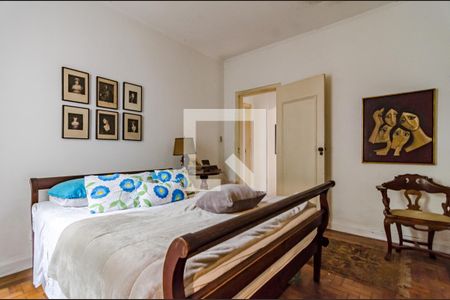 Casa à venda com 320m², 4 quartos e 5 vagas Casa à venda com 320m², 4 quartos e 5 vagasSuíte 1