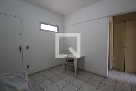 Sala de apartamento para alugar com 1 quarto, 38m² em Vila Itapura, Campinas