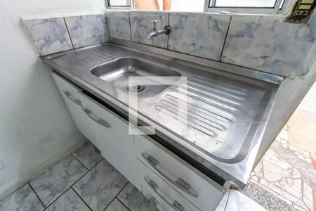 Casa à venda com 134m², 2 quartos e 2 vagasCozinha da Edícula 2