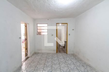 Casa à venda com 134m², 2 quartos e 2 vagasSuíte Edícula 2