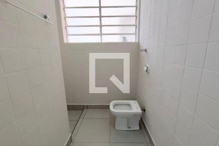 Casa para alugar com 355m², 4 quartos e 6 vagasBanheiro Social