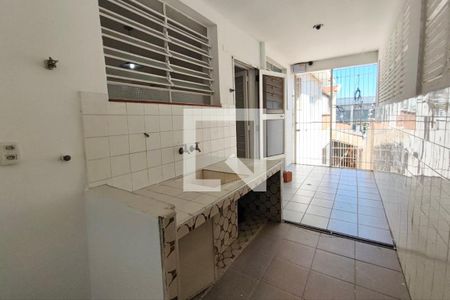 Casa para alugar com 355m², 4 quartos e 6 vagasÁrea de Serviço