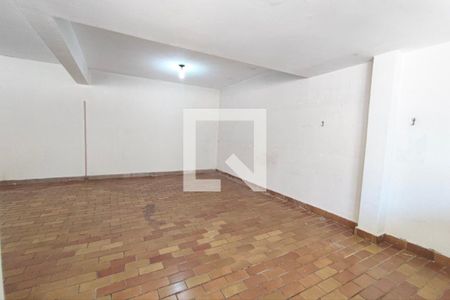 Casa para alugar com 355m², 4 quartos e 6 vagasSalão 