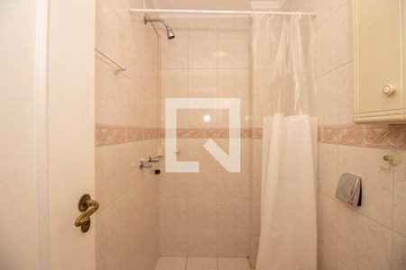 Apartamento à venda com 79m², 2 quartos e 1 vaga Apartamento à venda com 79m², 2 quartos e 1 vagaBanheiro Auxiliar