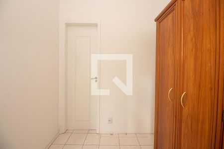 Apartamento à venda com 79m², 2 quartos e 1 vaga Apartamento à venda com 79m², 2 quartos e 1 vagaQuarto de Serviço