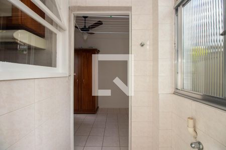 Apartamento à venda com 79m², 2 quartos e 1 vaga Apartamento à venda com 79m², 2 quartos e 1 vagaÁrea de Serviço