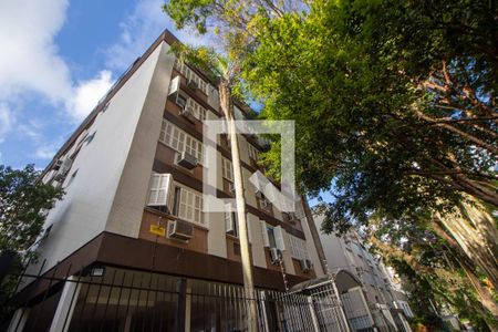 Apartamento à venda com 79m², 2 quartos e 1 vaga Apartamento à venda com 79m², 2 quartos e 1 vagaFachada