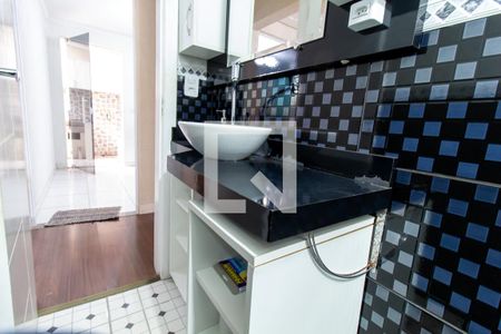 Casa de condomínio para alugar com 140m², 3 quartos e 1 vaga Casa de condomínio para alugar com 140m², 3 quartos e 1 vagaDetalhe do banheiro