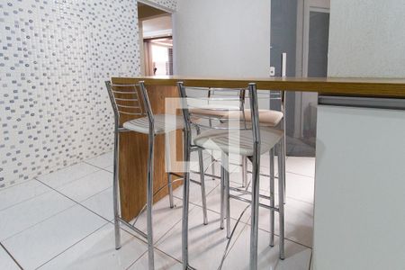 Casa de condomínio para alugar com 140m², 3 quartos e 1 vaga Casa de condomínio para alugar com 140m², 3 quartos e 1 vagaDetalhe da cozinha