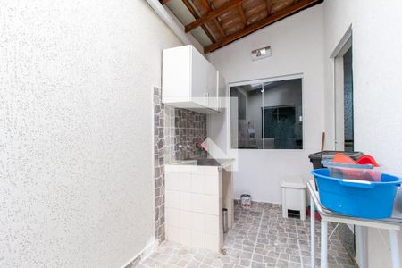 Casa de condomínio para alugar com 140m², 3 quartos e 1 vaga Casa de condomínio para alugar com 140m², 3 quartos e 1 vagaÁrea de Serviço