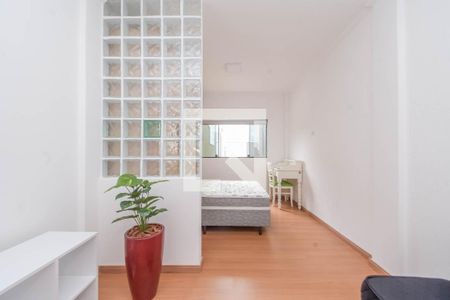 Sala de kitnet/studio para alugar com 1 quarto, 32m² em Bela Vista, São Paulo